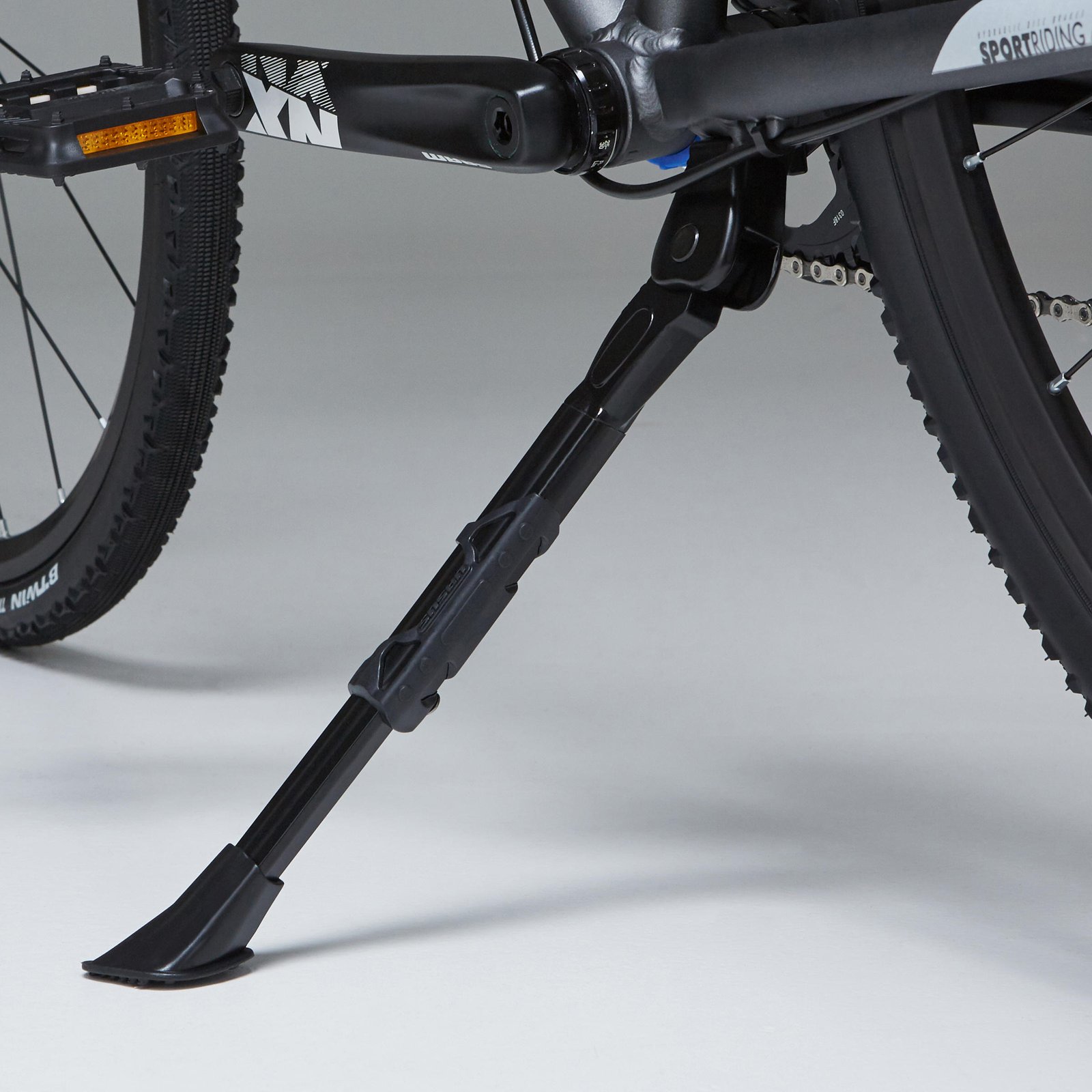 DECATHLON Central Stand 500